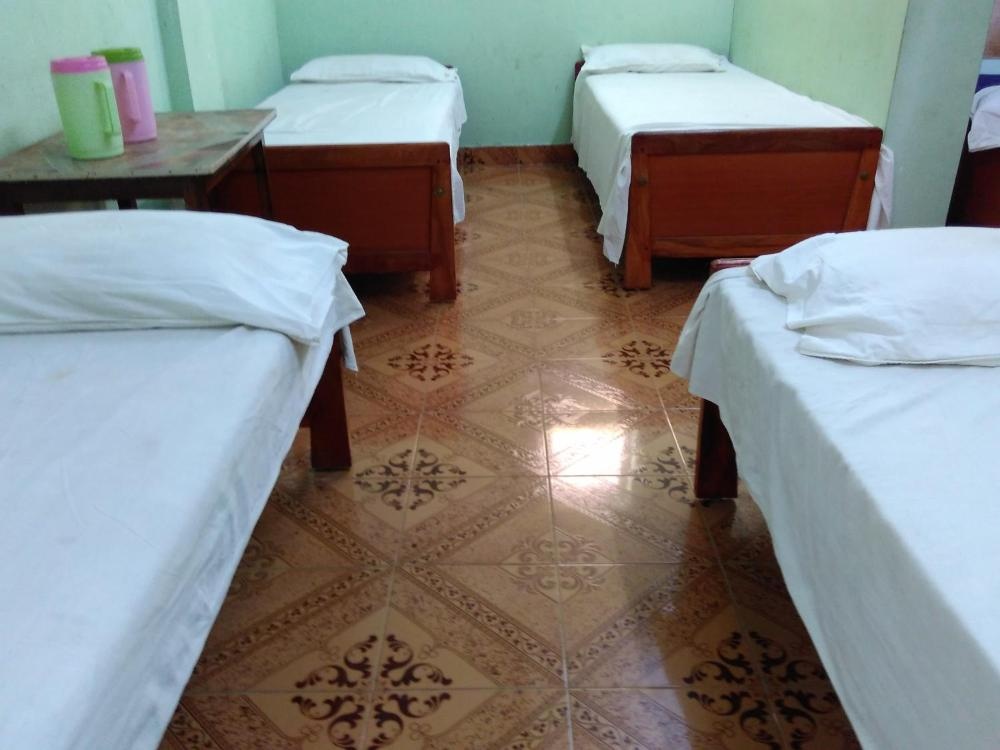 Room image 4