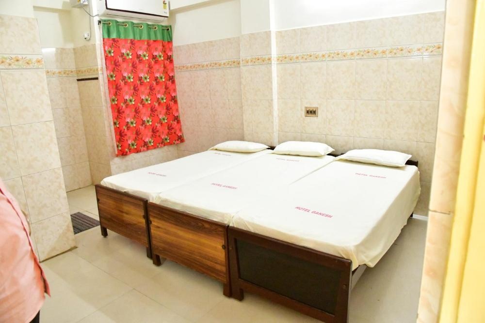 Room image 2