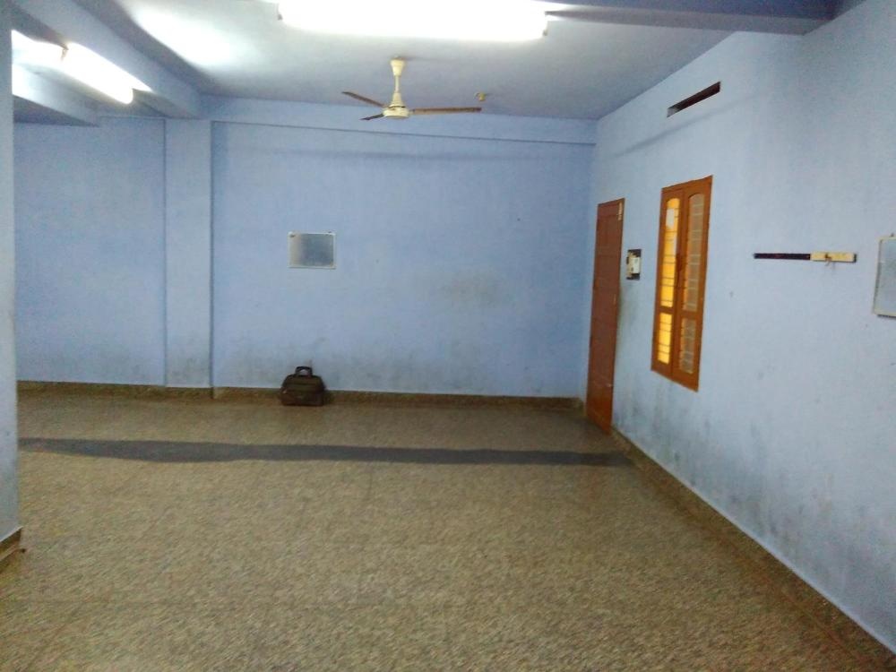 Room image 4
