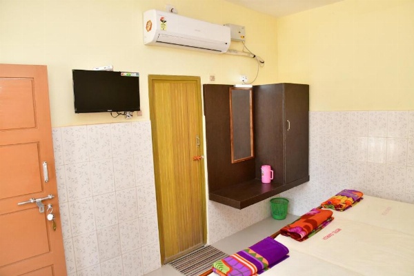 Hotel Ganesh Lodge image 32