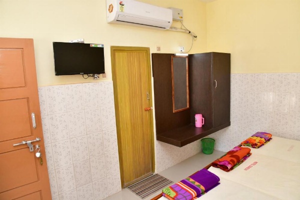 Hotel Ganesh Lodge image 33